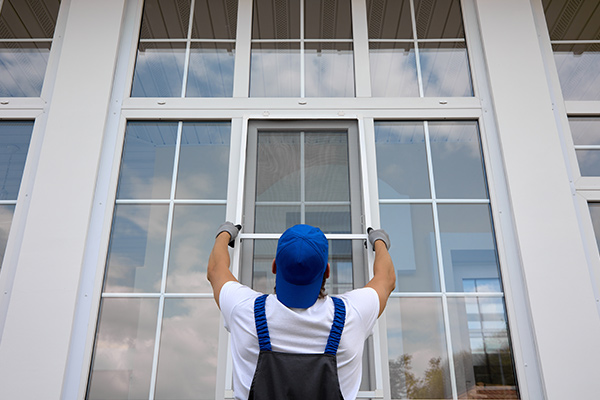 spring_window_maintenance